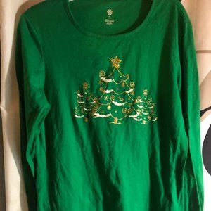 Women Long Sleeves Medium T-Shirt with Christmas Tree Design